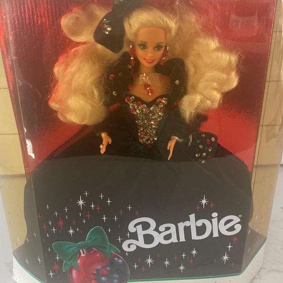 Barbie Happy Holidays Special Edition 1991 - Picture 2 of 10
